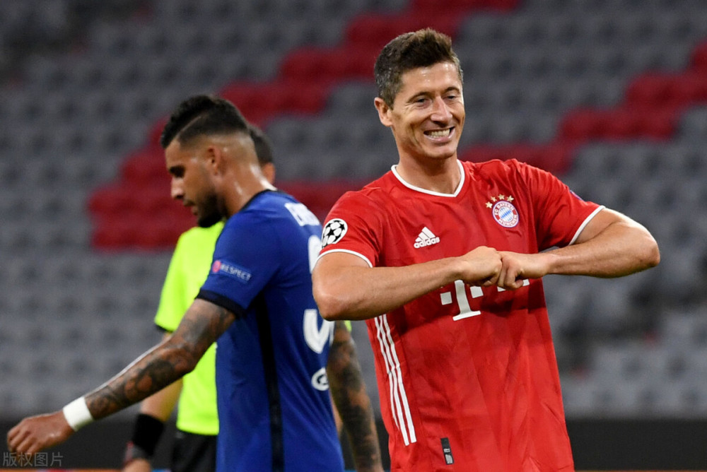 -关于里昂轻取利物浦，莱万乌龙送礼亚洲杯的信息